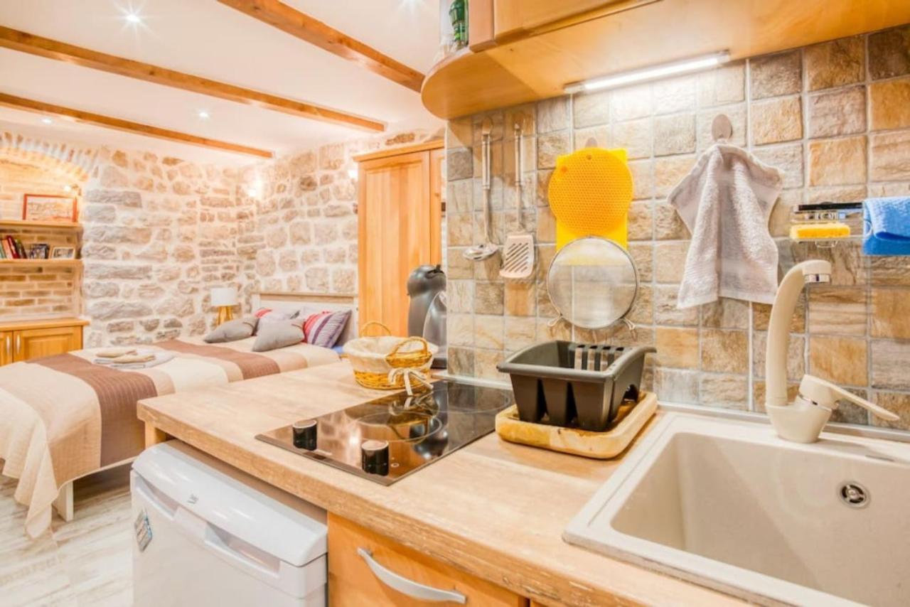 Kotor Bagus - Cozy Boutique Old Town Studio With Seaview Terrace Esterno foto