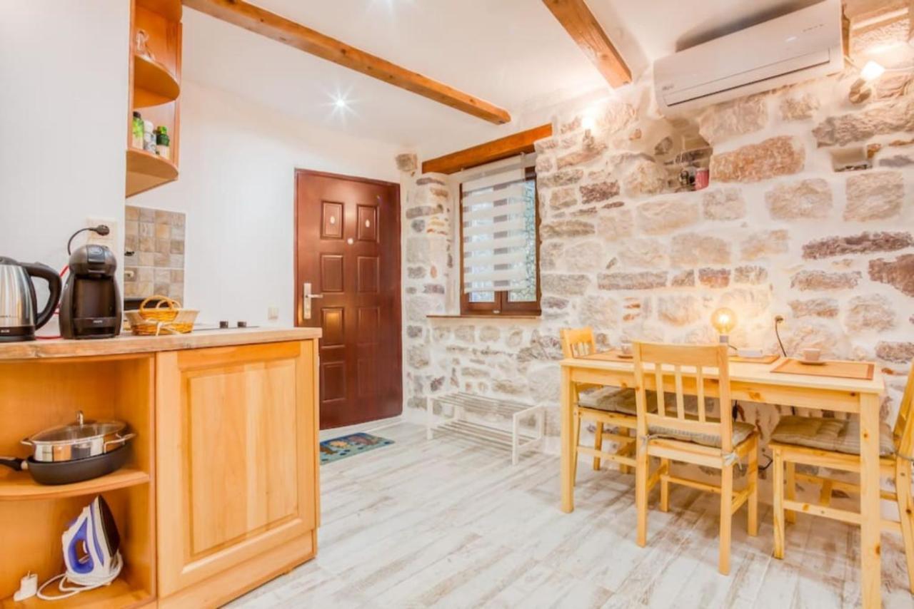 Kotor Bagus - Cozy Boutique Old Town Studio With Seaview Terrace Esterno foto