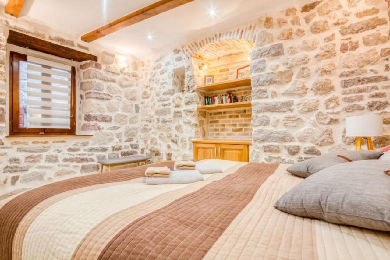 Kotor Bagus - Cozy Boutique Old Town Studio With Seaview Terrace Esterno foto